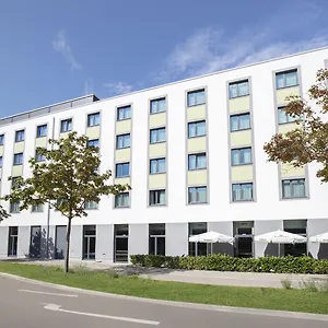 https://holiday-inn-express-augsburg.com-bavaria.com